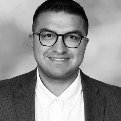 NelsonCanales-22341455_Headshot_NelsonC